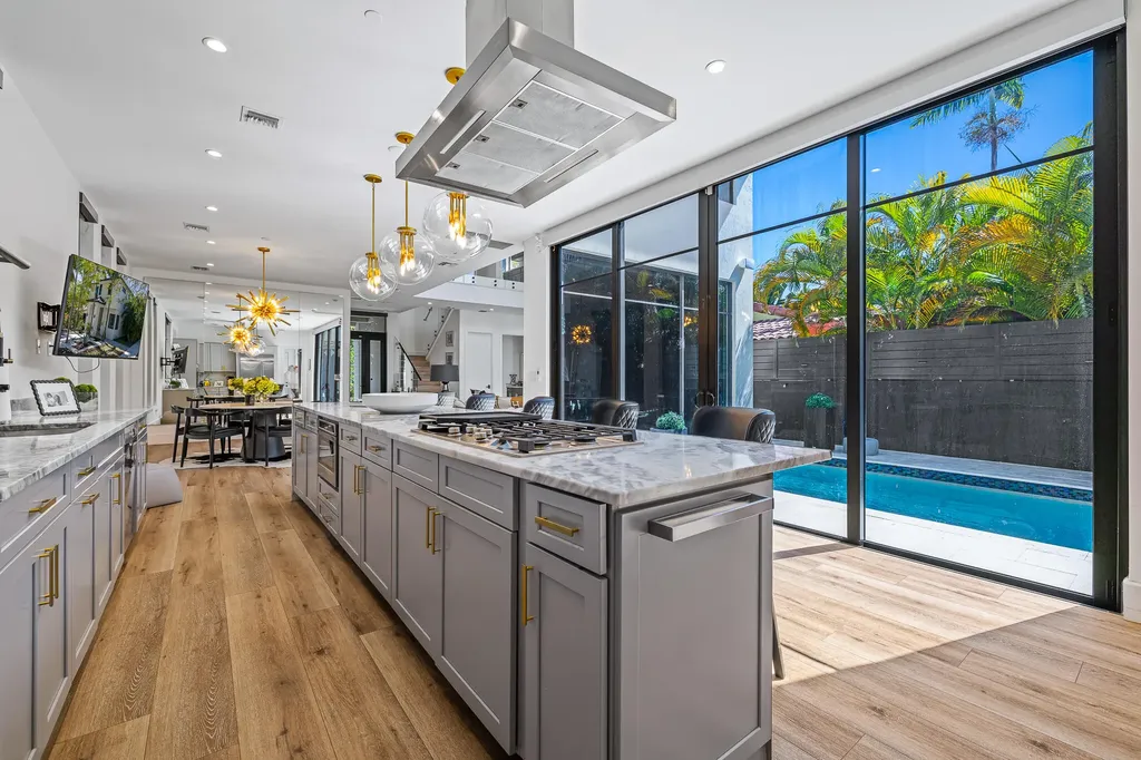549 NE 10th Avenue Fort Lauderdale FL 33301