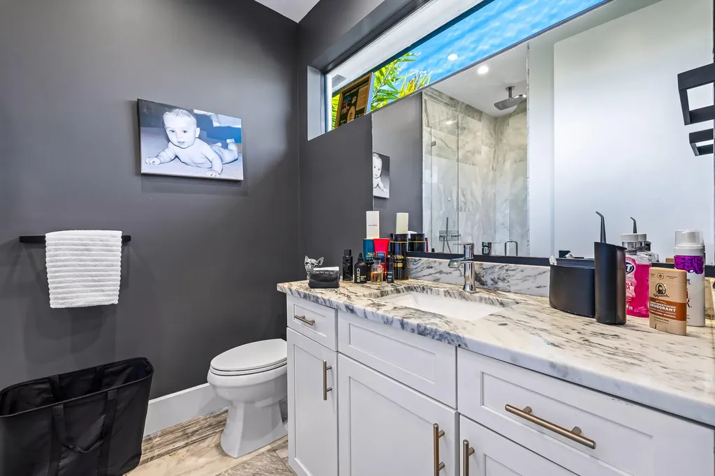549 NE 10th Avenue Fort Lauderdale FL 33301