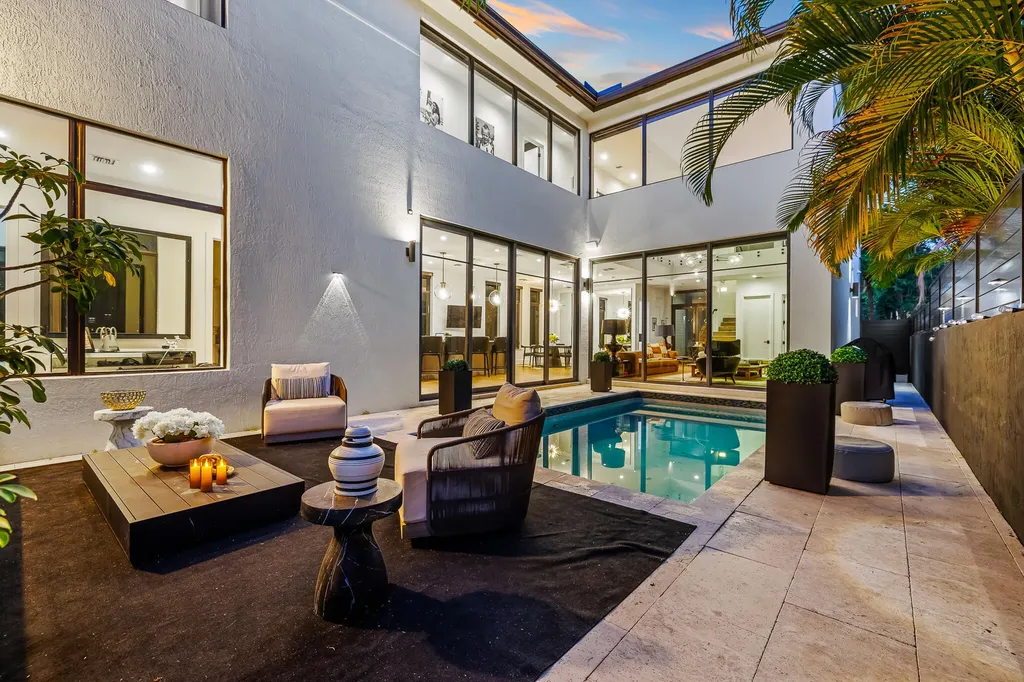 549 NE 10th Avenue Fort Lauderdale FL 33301