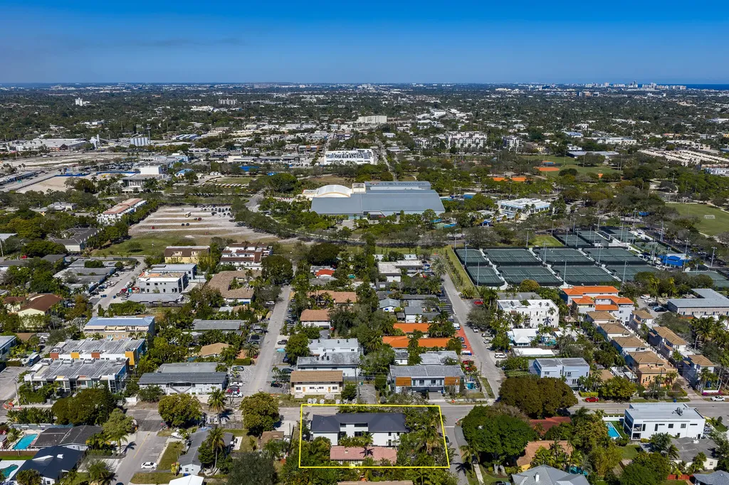 549 NE 10th Avenue Fort Lauderdale FL 33301