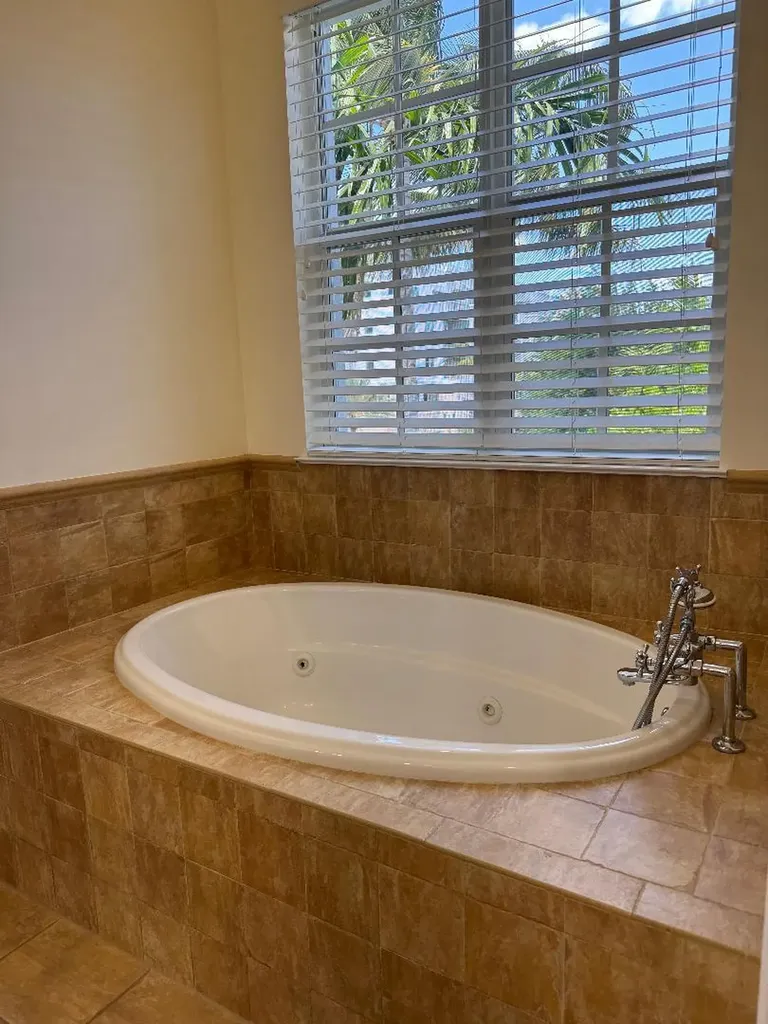 304 W Mallory Circle Delray Beach FL 33483