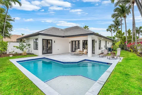 2800 Twin Oaks Way Wellington FL 33414