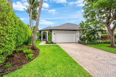 2800 Twin Oaks Way Wellington FL 33414