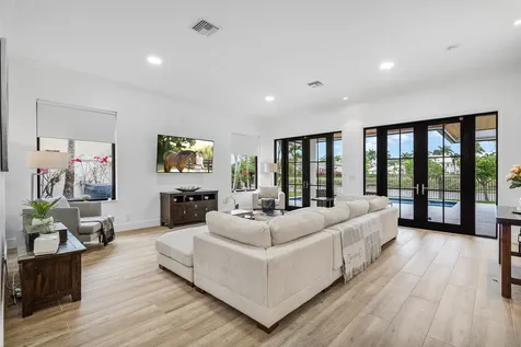 2800 Twin Oaks Way Wellington FL 33414