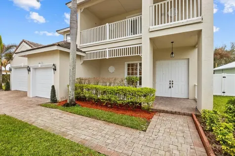 206 NW Magnolia Lakes Boulevard Port St Lucie FL 34986