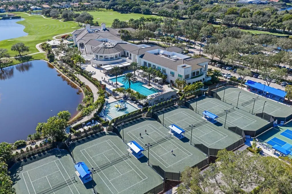 8042 Laurel Ridge Court Delray Beach FL 33446