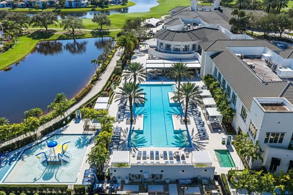 8042 Laurel Ridge Court Delray Beach FL 33446
