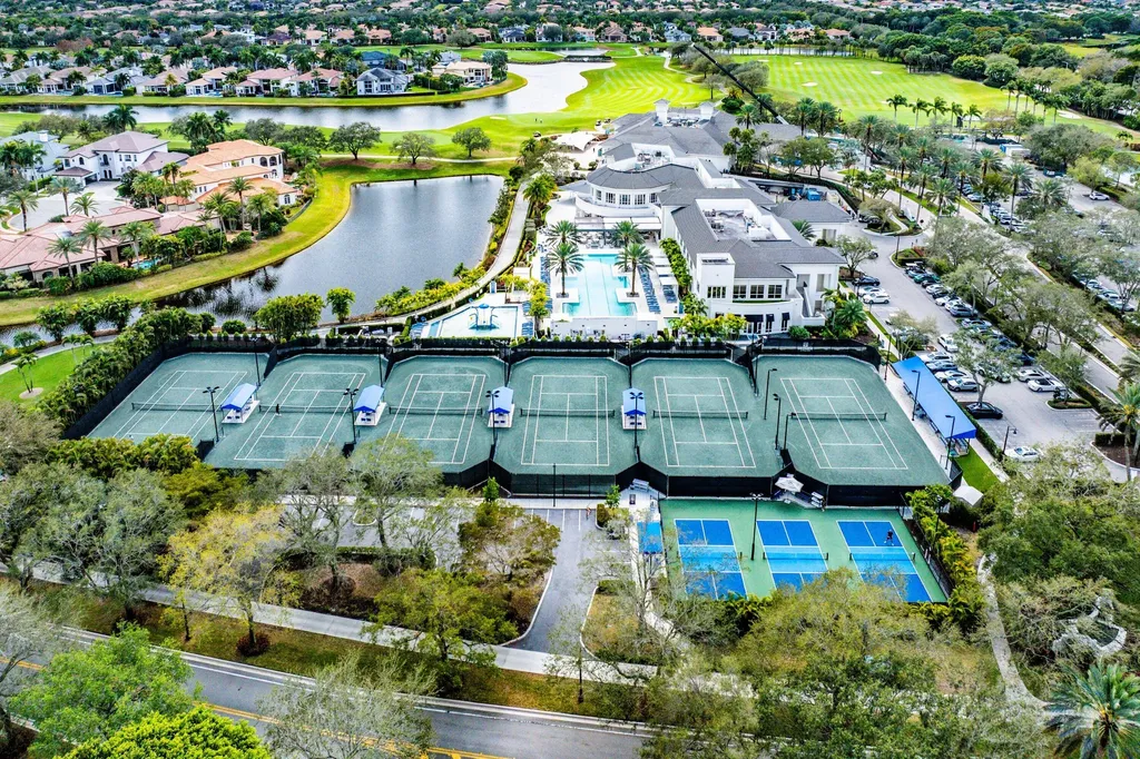 8042 Laurel Ridge Court Delray Beach FL 33446