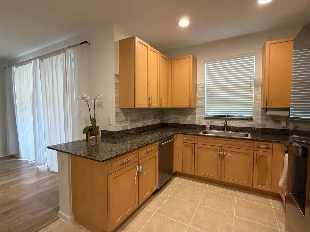 238 E Chrystie Circle Delray Beach FL 33484