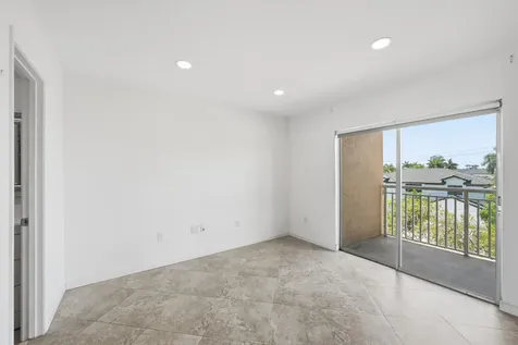 17051 NE 35th Avenue North Miami Beach FL 33160
