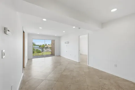 17051 NE 35th Avenue North Miami Beach FL 33160