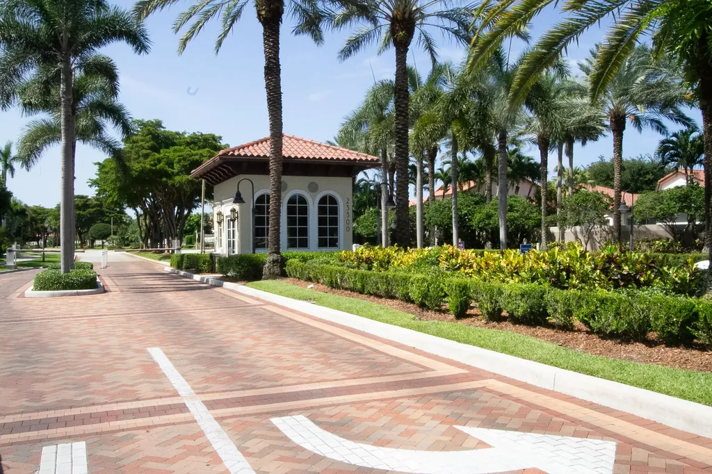 23045 Clear Echo Drive Boca Raton FL 33433