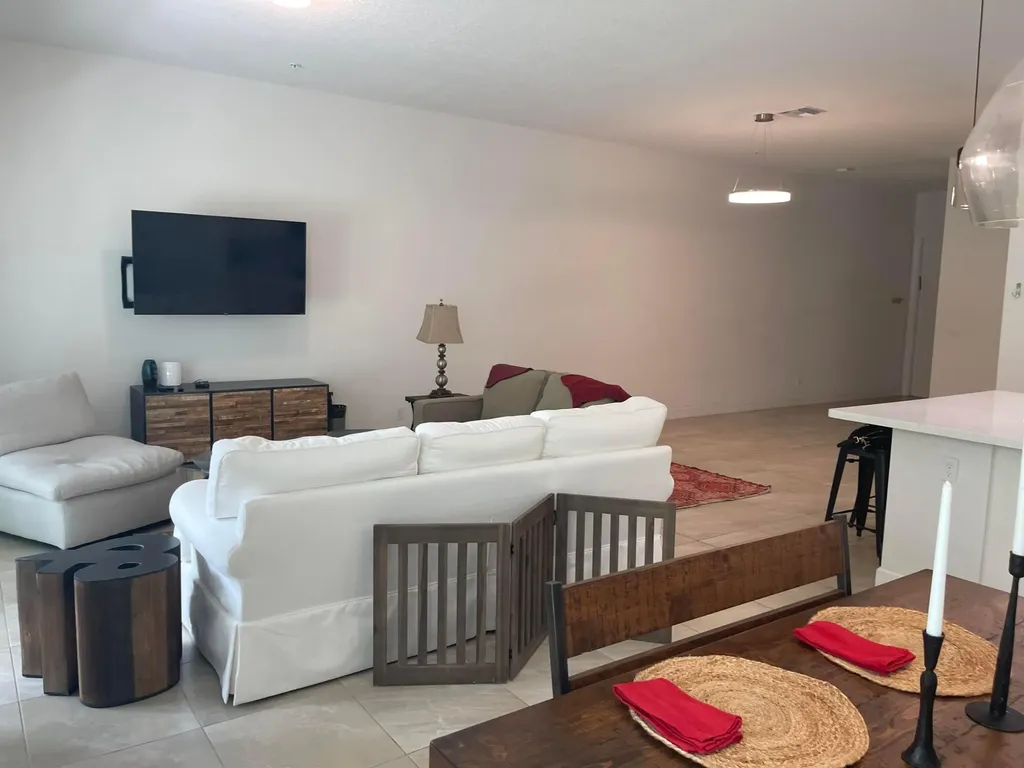 23045 Clear Echo Drive Boca Raton FL 33433