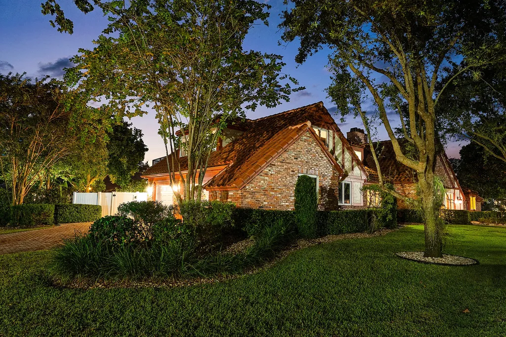 3790 Kings Way Boca Raton FL 33434