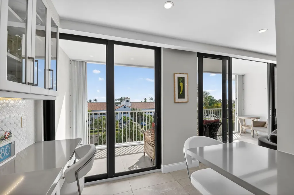 2860 S Ocean Boulevard Palm Beach FL 33480