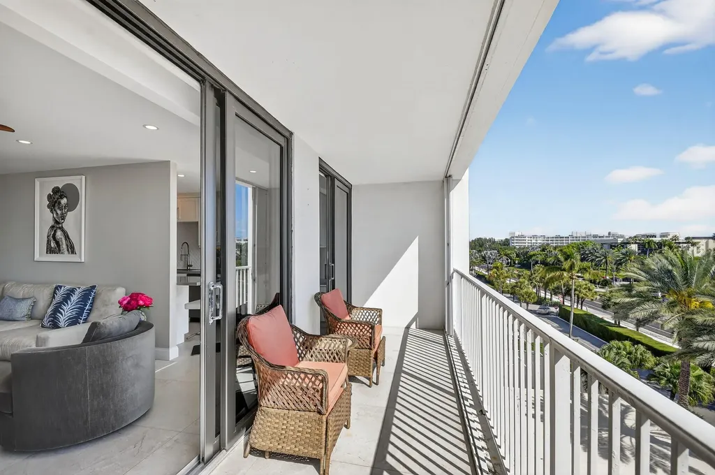2860 S Ocean Boulevard Palm Beach FL 33480
