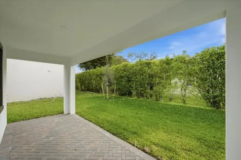6682 Cobia Circle Boynton Beach FL 33437