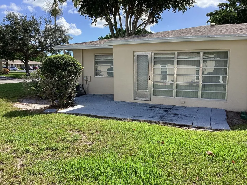 20860 Covington Drive Boca Raton FL 33433