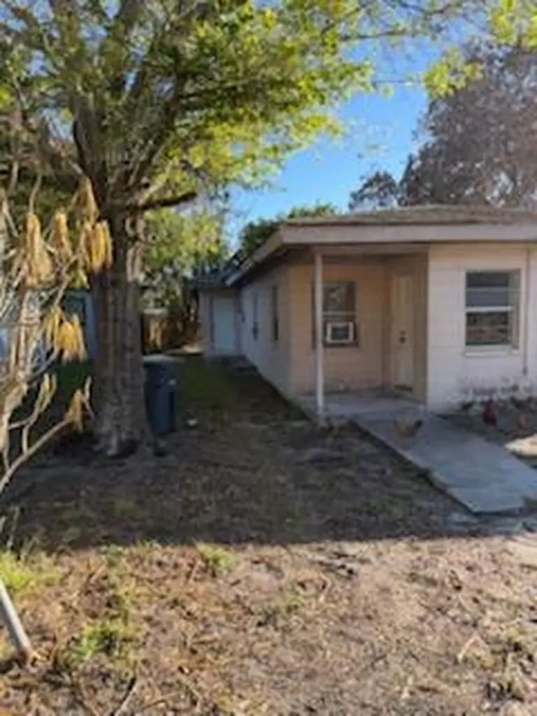 1503 Edgewood Terrace Fort Pierce FL 34950