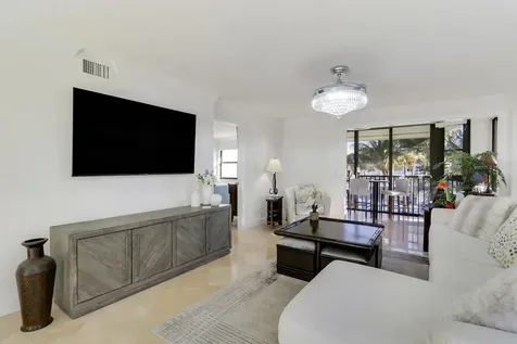 235 Bay Colony Drive N Juno Beach FL 33408