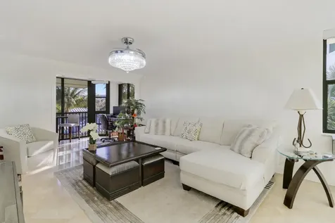 235 Bay Colony Drive N Juno Beach FL 33408