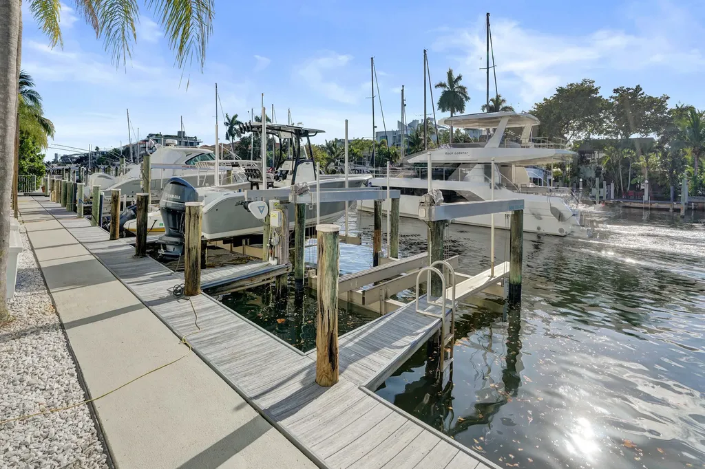 155 Isle Of Venice Drive Fort Lauderdale FL 33301