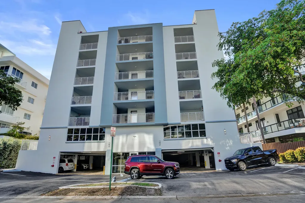 155 Isle Of Venice Drive Fort Lauderdale FL 33301