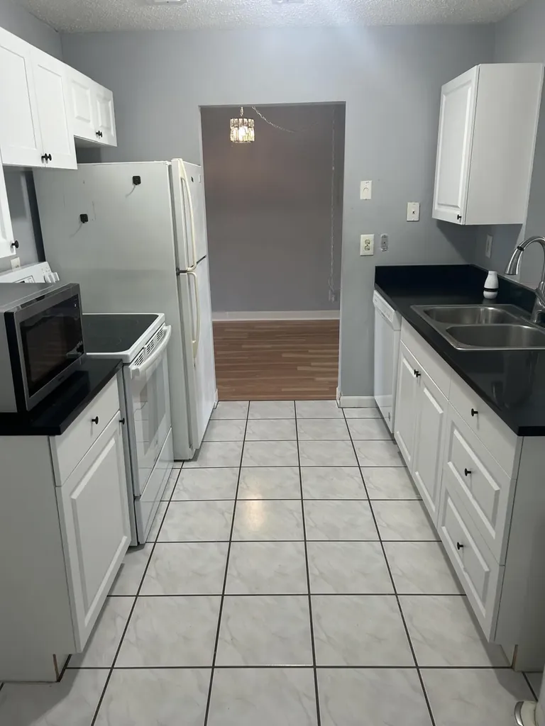 1310 SW 18th Court Boynton Beach FL 33426