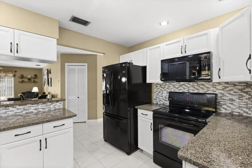 1952 Primrose Lane Wellington FL 33414