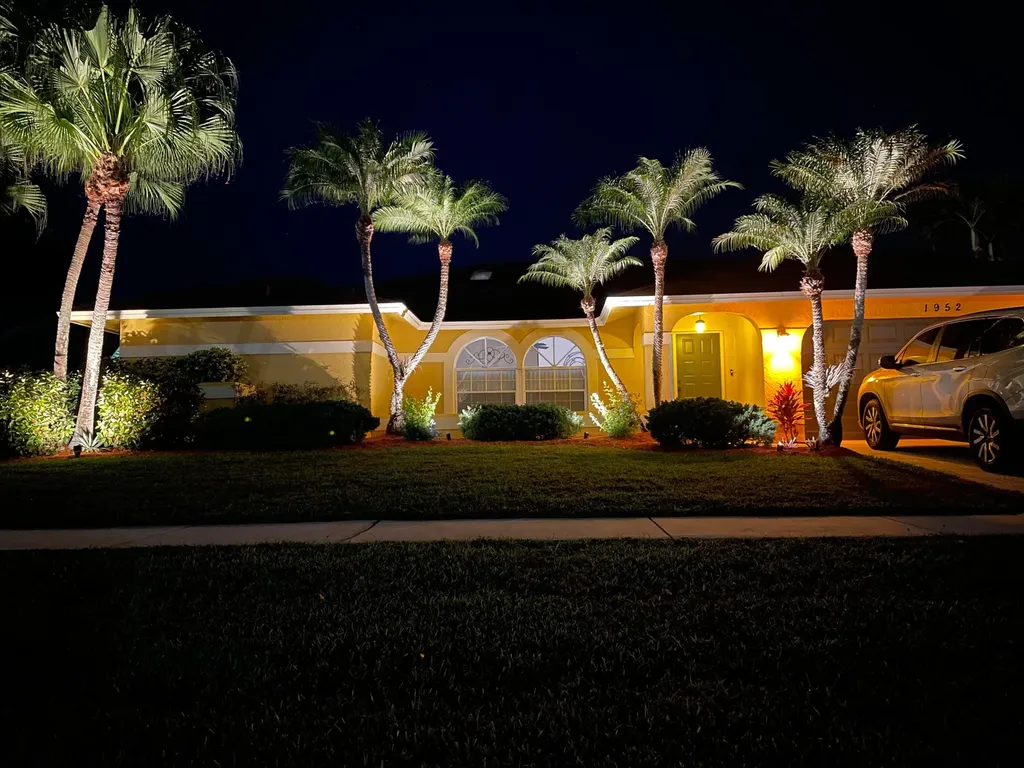 1952 Primrose Lane Wellington FL 33414
