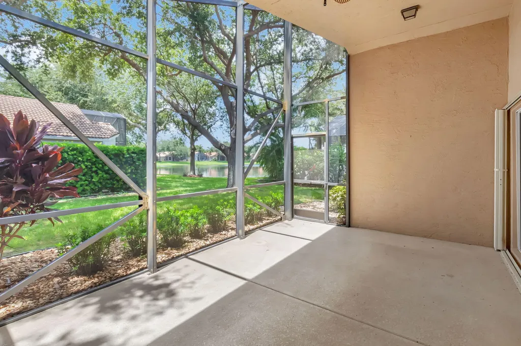 12185 La Vita Way Boynton Beach FL 33437