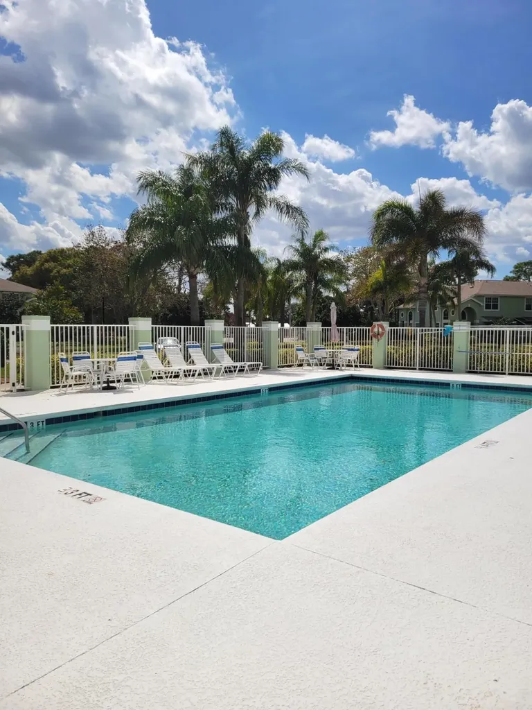 2185 SE Wild Meadow Circle Port St Lucie FL 34952