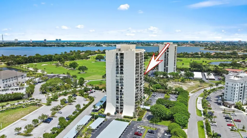 2400 Presidential Way West Palm Beach FL 33401