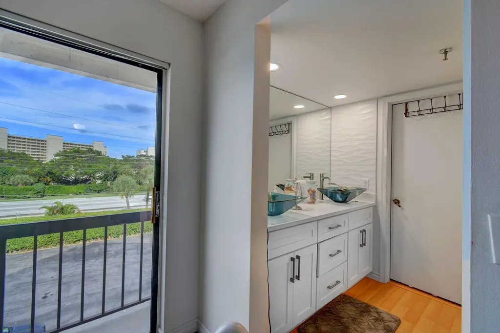300 Golfview Road North Palm Beach FL 33408
