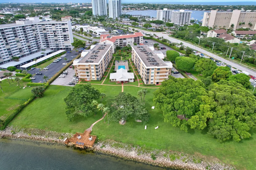 300 Golfview Road North Palm Beach FL 33408