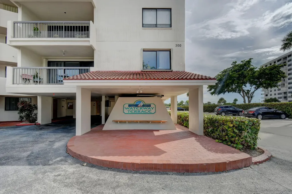 300 Golfview Road North Palm Beach FL 33408