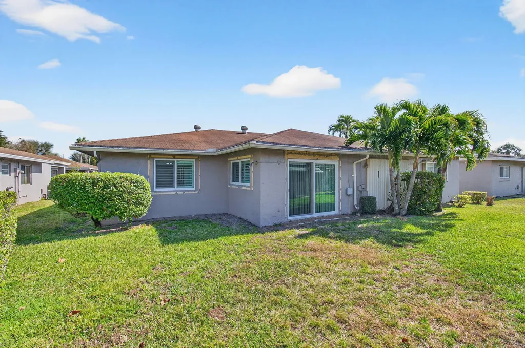 6787 Moonlit Drive Delray Beach FL 33446