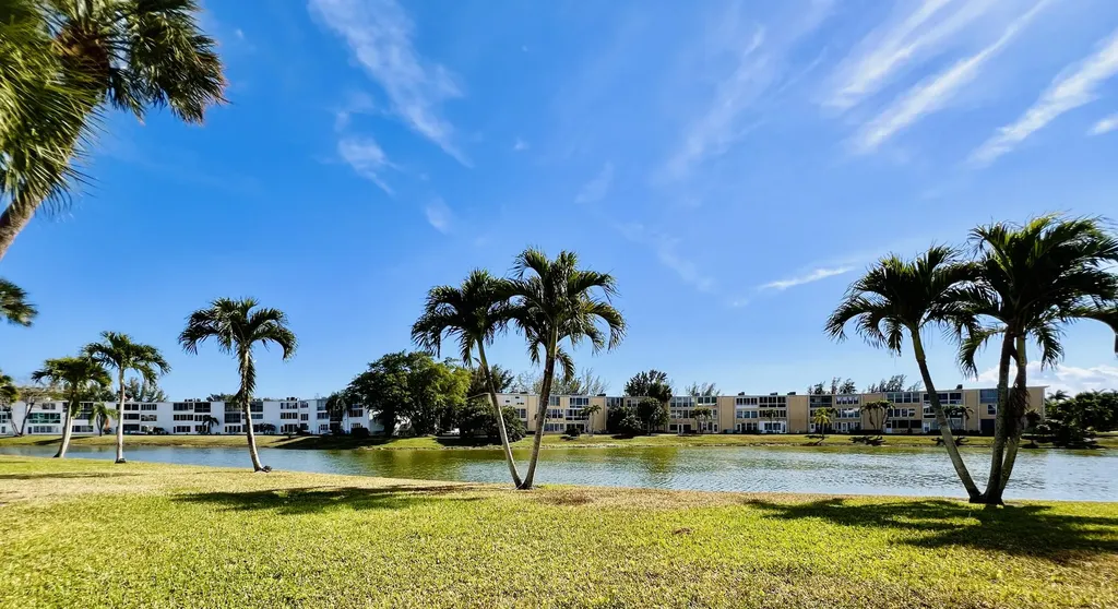 110 Wellington B West Palm Beach FL 33417