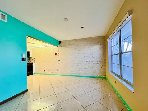 110 Wellington B West Palm Beach FL 33417