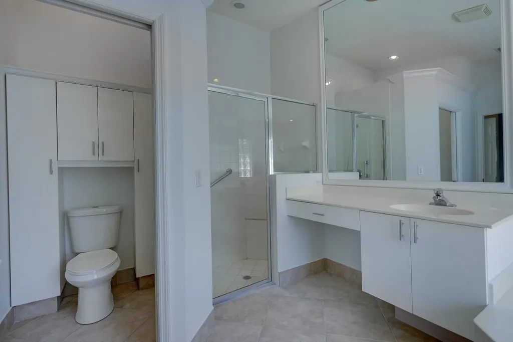 6523 Via Trento Delray Beach FL 33446