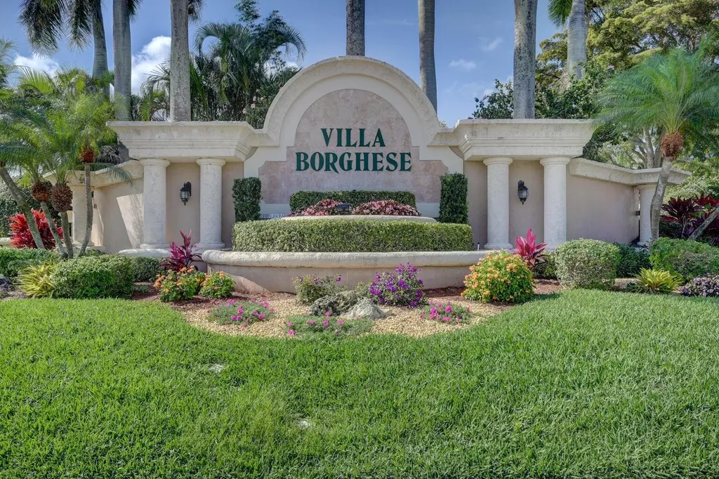 6523 Via Trento Delray Beach FL 33446