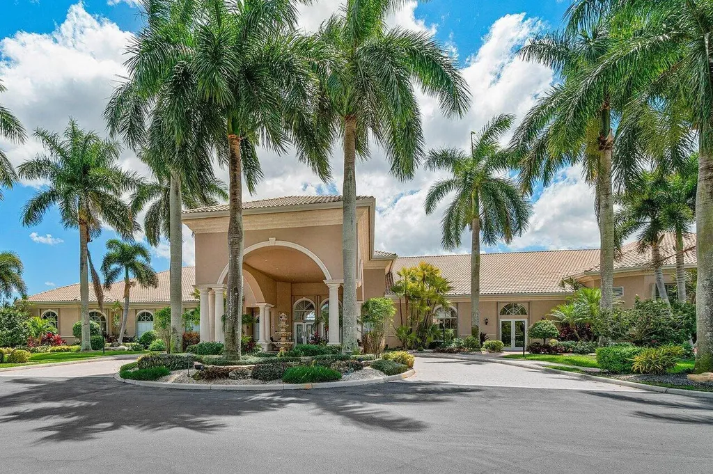 6523 Via Trento Delray Beach FL 33446