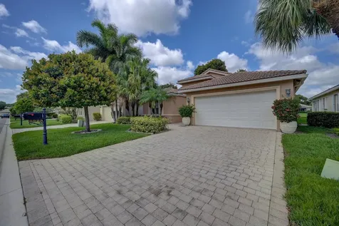 6523 Via Trento Delray Beach FL 33446
