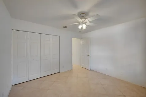 6523 Via Trento Delray Beach FL 33446