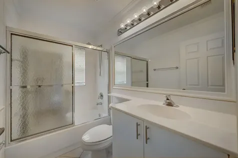 6523 Via Trento Delray Beach FL 33446