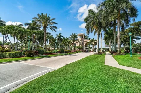 6523 Via Trento Delray Beach FL 33446