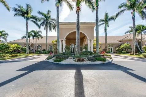 6523 Via Trento Delray Beach FL 33446