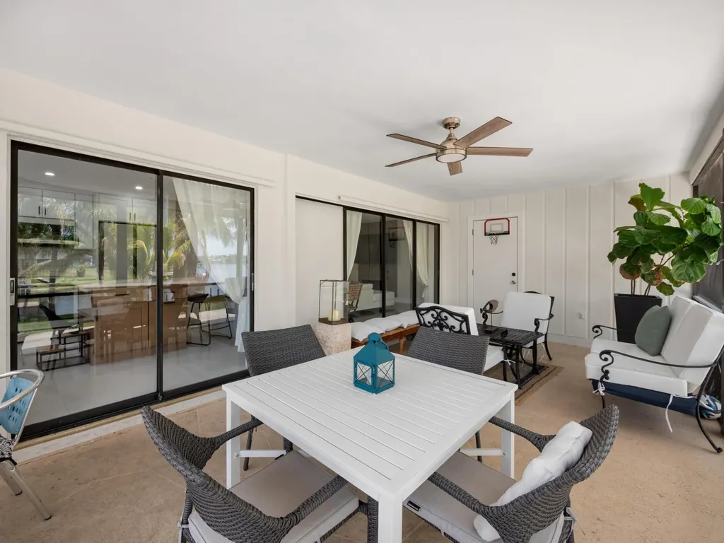 1423 Riverside Circle Wellington FL 33414