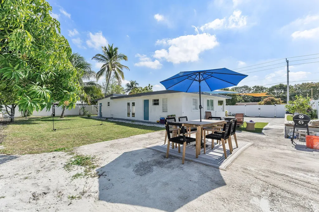 2629 SW 6th Court Fort Lauderdale FL 33312