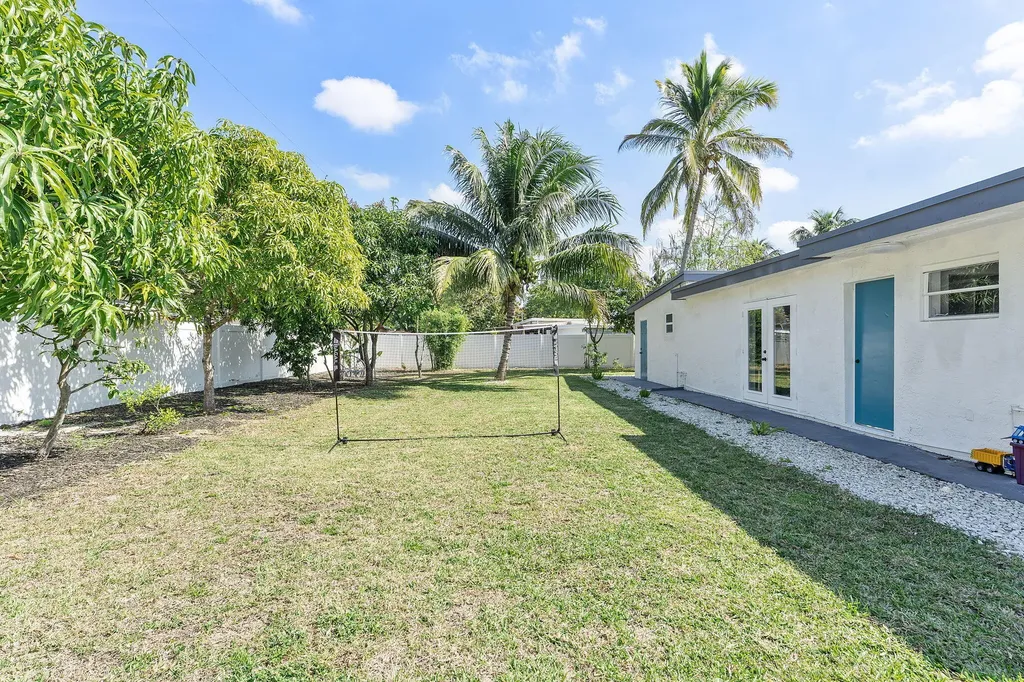 2629 SW 6th Court Fort Lauderdale FL 33312